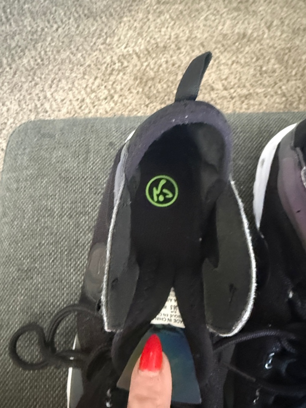 Zumba Fitness Women’s Black Athletic Dance Sneakers - Picture 2 of 9